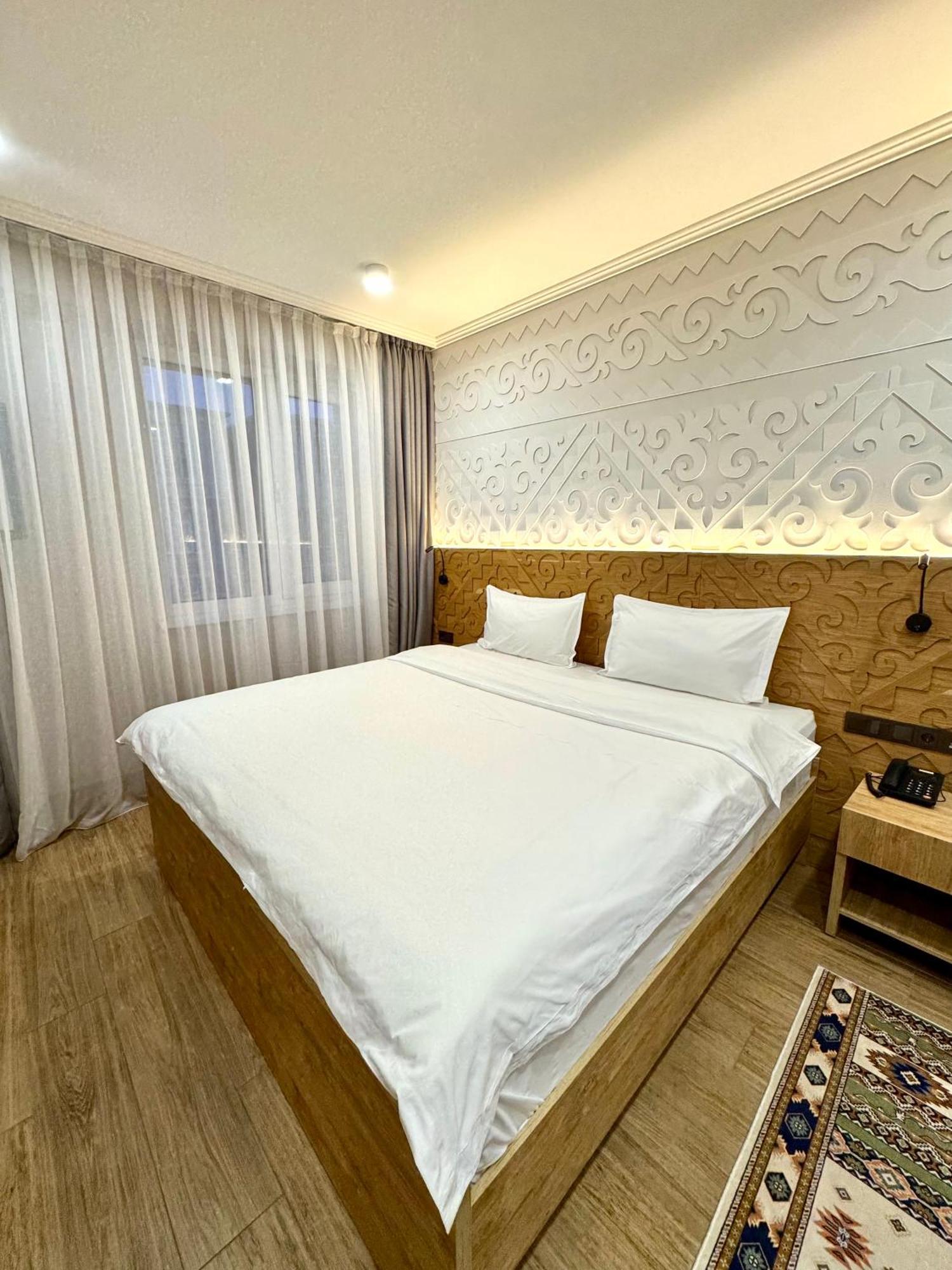 Dami Almaty Hotel ภายนอก รูปภาพ